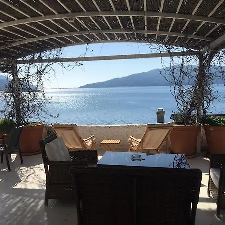 Castle81homes Yellow-sari , Sea View House Holiday home *