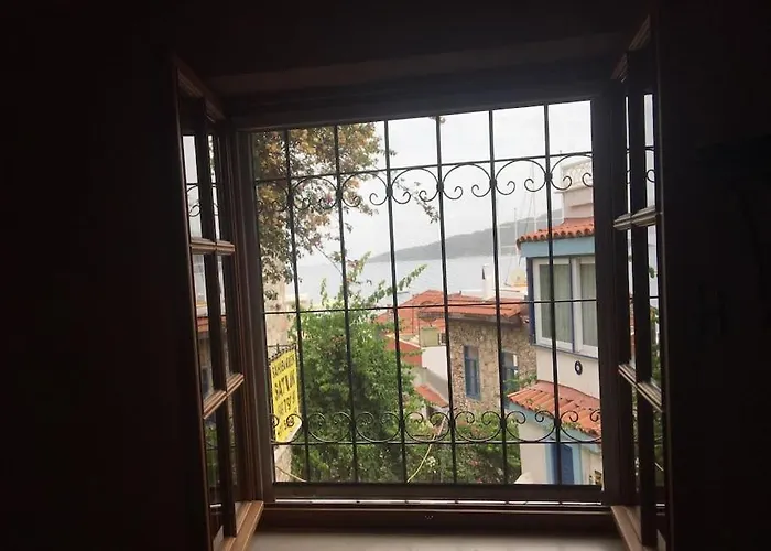 Case de vacanță Castle81homes Yellow-sari , Sea View House *